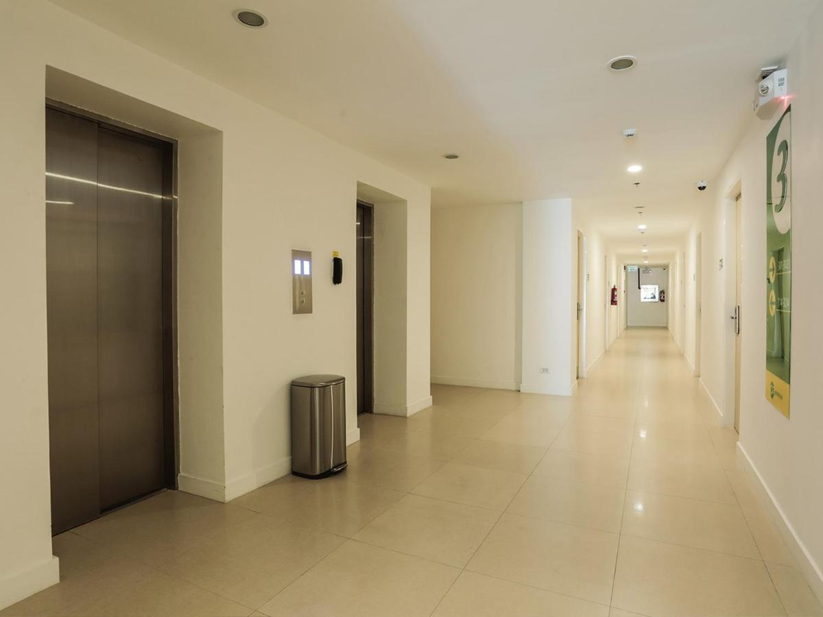 Go Hotels Timog Bandar Quezon Luaran gambar