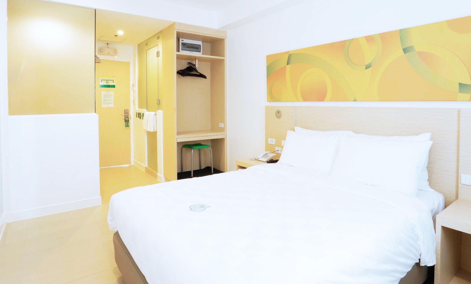 Go Hotels Timog Bandar Quezon Luaran gambar