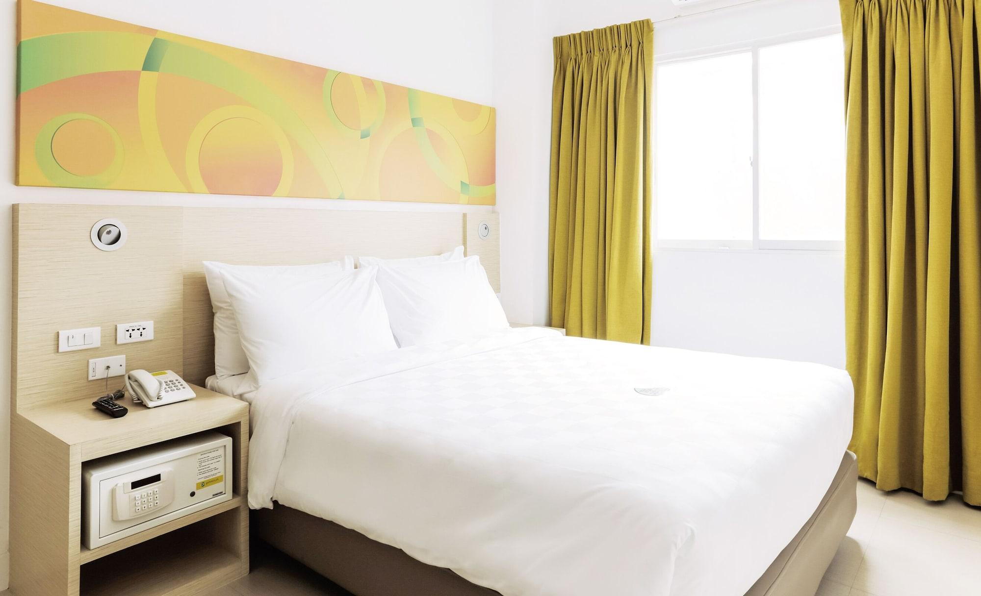 Go Hotels Timog Bandar Quezon Luaran gambar