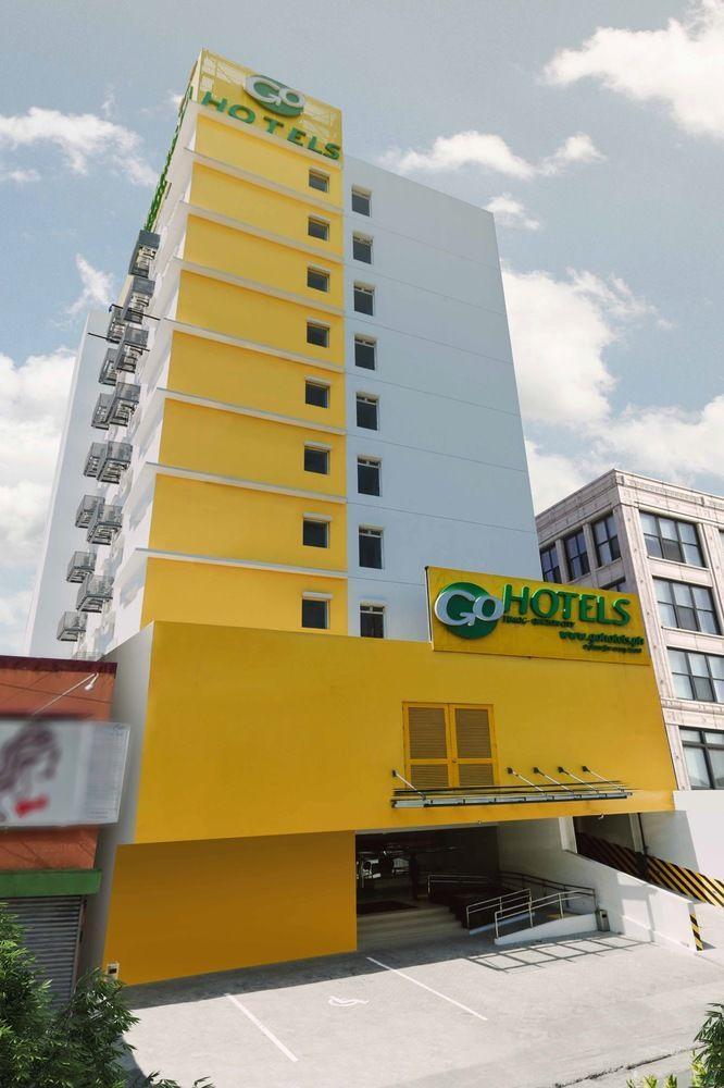 Go Hotels Timog Bandar Quezon Luaran gambar